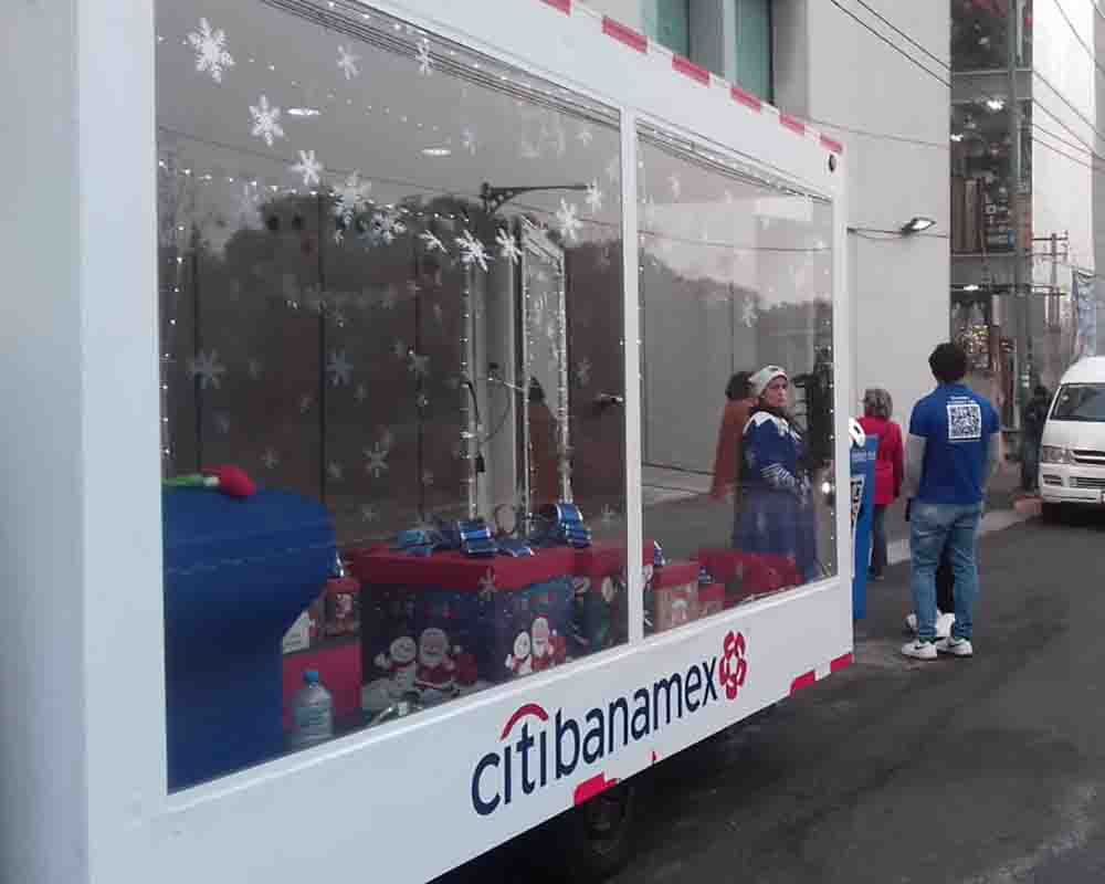Vitrina Móvil Explo para City Banamex 1000×800 Vitrina Móvil